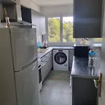 Seaside Tram Haven: Budget-friendly With Kitchen And Views Bed & Breakfast