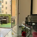 Pret De La Apartment *