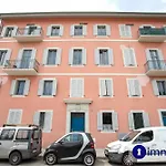 Studio District Acropolis