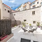 Amazing 3 Bdrs And Garden Place Du Pin Parking !