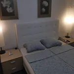 Apartment The Nice: Cozy 3-room Airport Getaway *