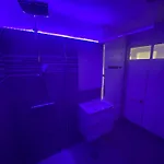 - Valrose - Cosy & Chill Nice