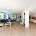 Summertime Villa Nice