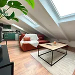 2 Pieces Port De Nice