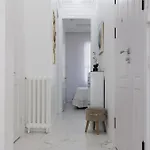3 Pieces Promenade Apartment *