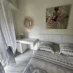 Gorgeous 2 Bedrooms Nice