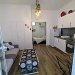 Cosy Proche Du Port Apartment Nice