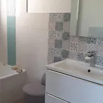 Moderne Piscine Jacuzzi Nice