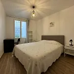 Apartment Cosy Poullan, 2-bedroom Apartment, 200 M From The Nice