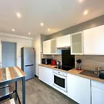 Large Flat Terrace Sea View, Promenade Des Apartment