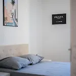 Magnifique 3 Pieces De 80m2 Dans Le Carre D'or *