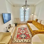 Luxe Hugo Negresco Apartment *