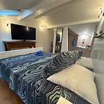 Duplex Proche Port De Nice