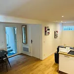 Appartement En Rez-De-Maison