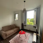 Apartment Charmant Dans Une Maison Nicoise *
