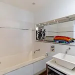 Promenade Des Center Sea And Front Design Flat With Private Garden Apartment