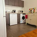 Charmant T2 A La Liberation, Nice