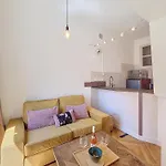 Nestor&jeeves - Trip - - Balcony *
