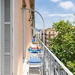 #27 Staywizus - Urban Suite Ac 2 Bedrooms 10Mins Walk Sea & Old Town