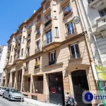 Air-Conditioned Apartment Near The Liberation Neighborhood