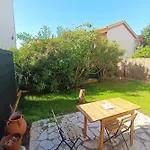 Refurbished With Terrace And Garden