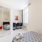 Apartment Prestige Designer Apartment, Super *