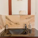 Prestige Designer Apartment, Super Apartment *