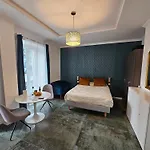 Apartment Boutique 2