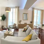 Magnifique T4 - Spacieux Standing - Ac - Wifi - Coeur De Apartment *