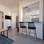 Le Saint Pierre Apartment *