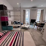 Heart Of Nice Harboor Cosy And Central