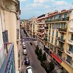 Charming T2 Apartment In Nice City Center