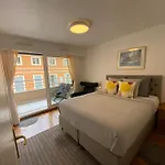 Grand Palais De La Mediterranee Beach Access Apartment