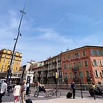 All New Charming 1Br Hyper Centre With Balcony And Ac