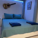 Apartment En Rez-de-jardin *