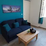 Apartment 2 Pieces