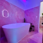 Intimate Escape - Seaside - Bath - Wifi - Ac Apartment Nice