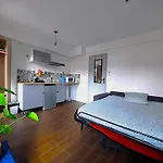 La chambre 2, Climatisée AC, Calme, Cuisine privée