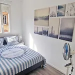 Cosy - Proche Et Toute Commodites Apartment *