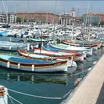 A Deux Pas Du Port Yourhosthelper *