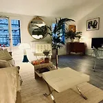 Superbe Duplex Entre Le Vieux Et La Prom Apartment
