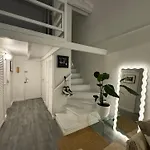 Apartment Superbe Duplex Entre Le Vieux Et La Prom Nice