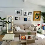 Superbe Duplex Entre Le Vieux Et La Prom Apartment
