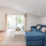 Cozy Avec Terrasse N12 Apartment