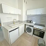 Milord Promenade 4 Apartment