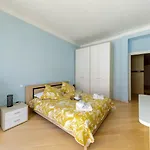 Apartment Wonderful On Sea