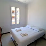 Apartment With Terrace Near The Sea