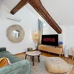 Renting - 3 Massena - Chic Escape Luxury Duplex Place Massena