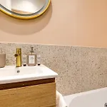 Lavie Maison Hot Tub Seaside Flat Apartment *