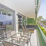 Luxury Flat Beachfront Nice
